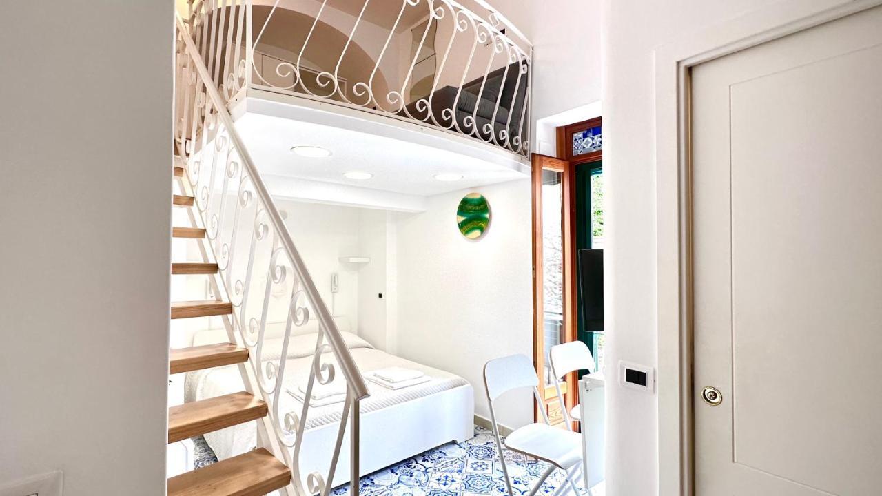 Residenza Giuseppe Apartment Amalfi Bagian luar foto